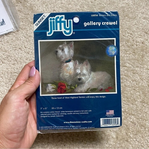 JIFFY Dimensions craft cross stitch set #16056 Terriers and roses - Picture 1 of 3